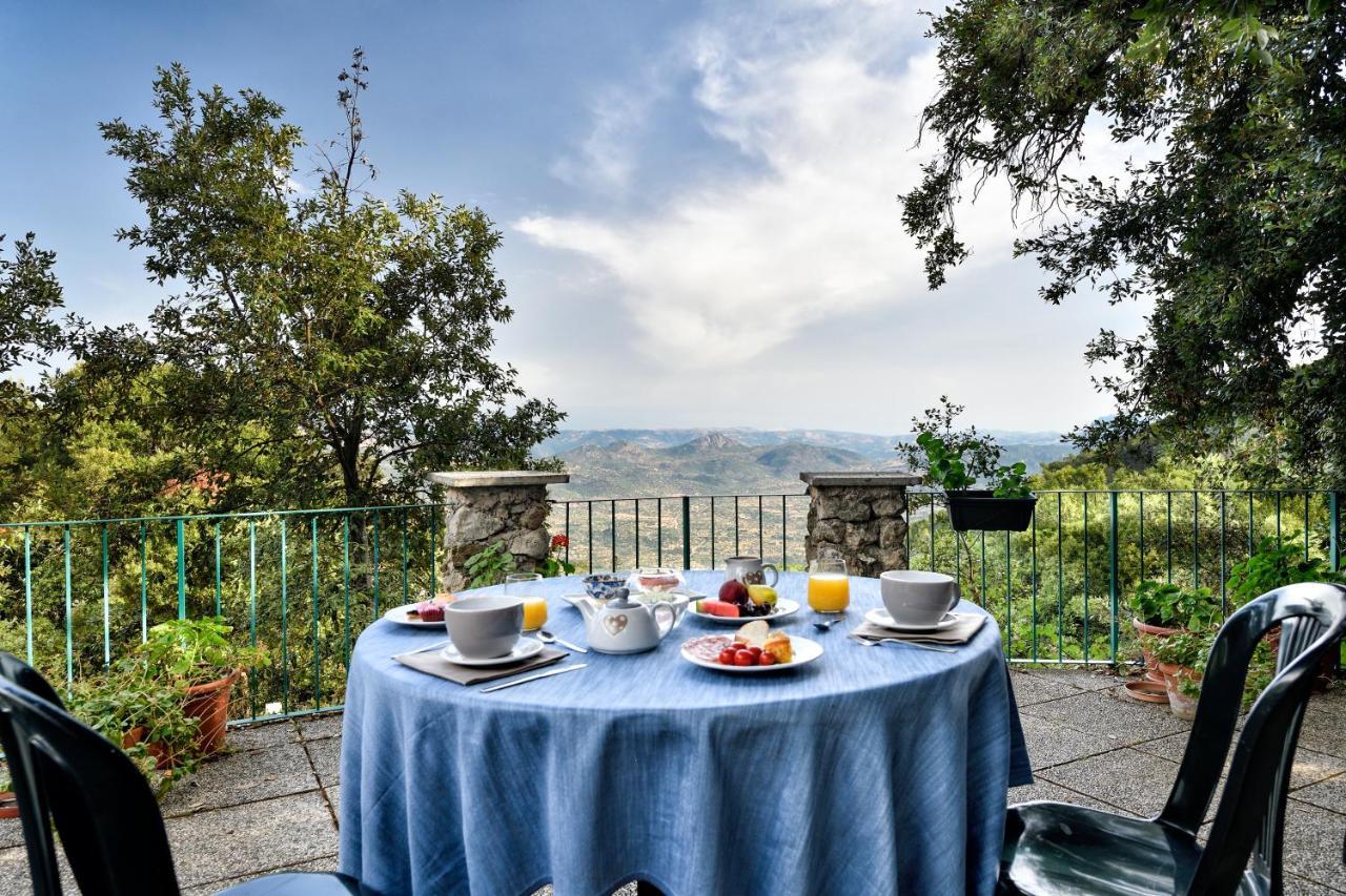 Hotel S'Enis Monte Maccione Oliena Exterior foto