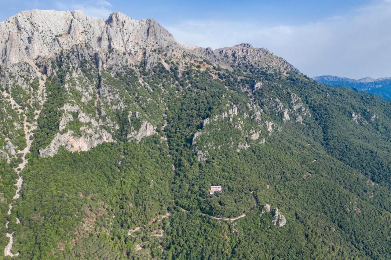 Hotel S'Enis Monte Maccione Oliena Exterior foto
