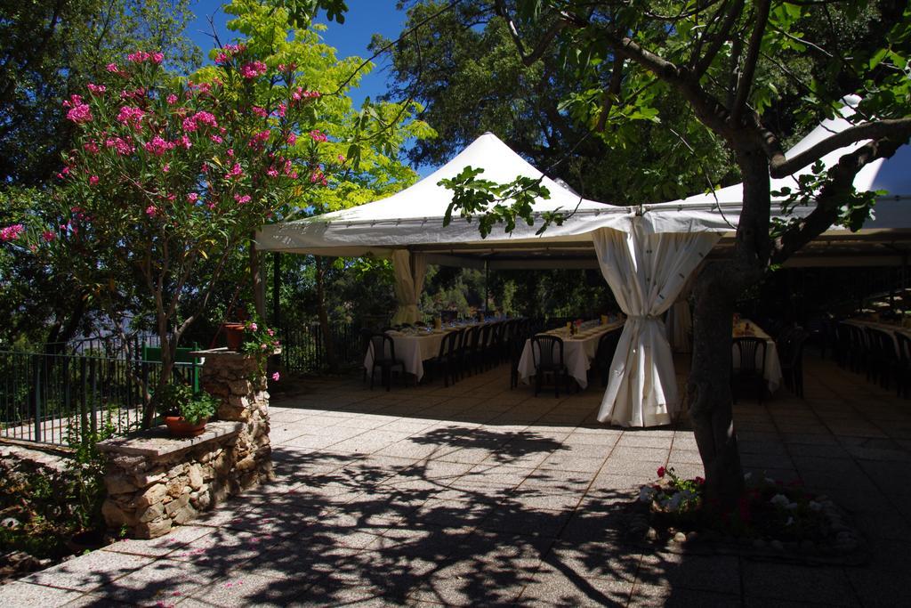 Hotel S'Enis Monte Maccione Oliena Exterior foto