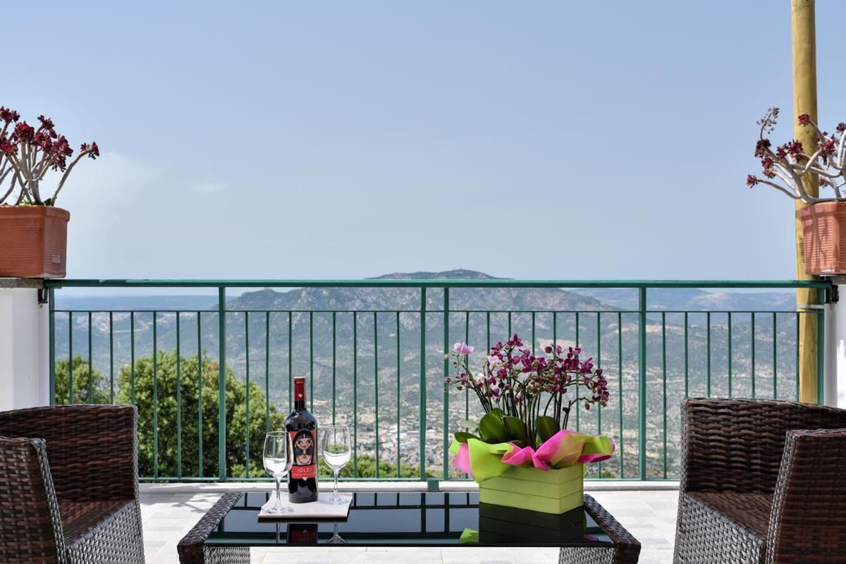 Hotel S'Enis Monte Maccione Oliena Exterior foto
