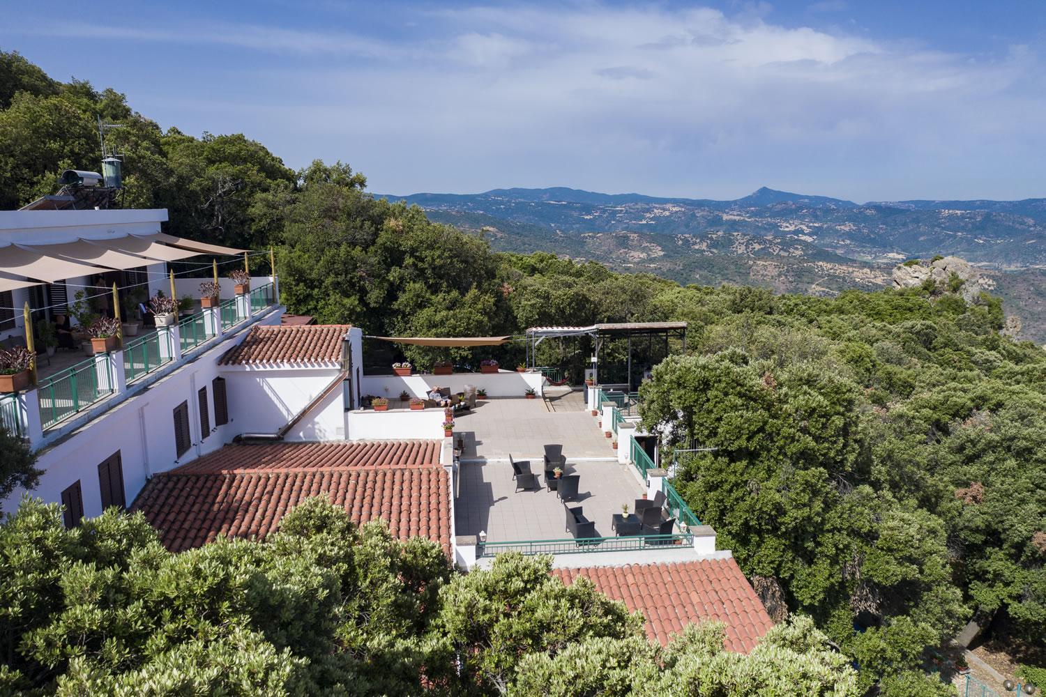 Hotel S'Enis Monte Maccione Oliena Exterior foto
