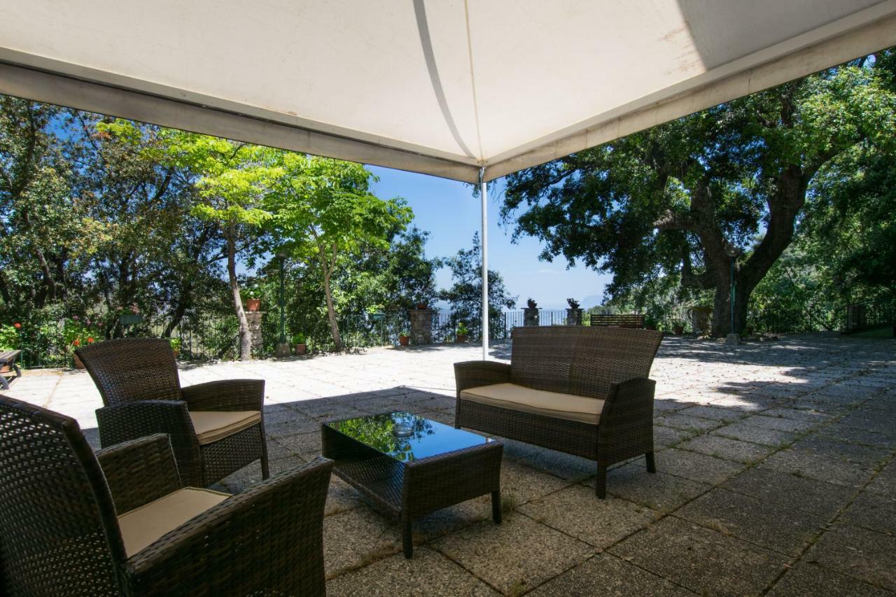 Hotel S'Enis Monte Maccione Oliena Exterior foto